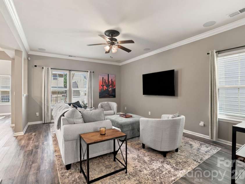 2516 Alyssa Lane, Charlotte, NC 28208.  MLS# CAR4434284, YatesRealty ID 57469. 