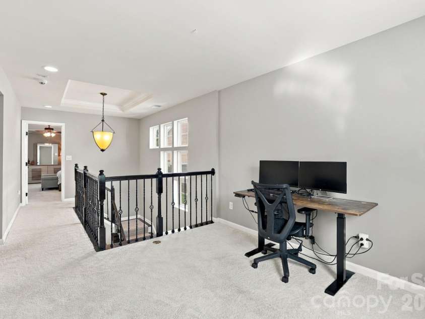 2516 Alyssa Lane, Charlotte, NC 28208.  MLS# CAR4434284, YatesRealty ID 57469. 