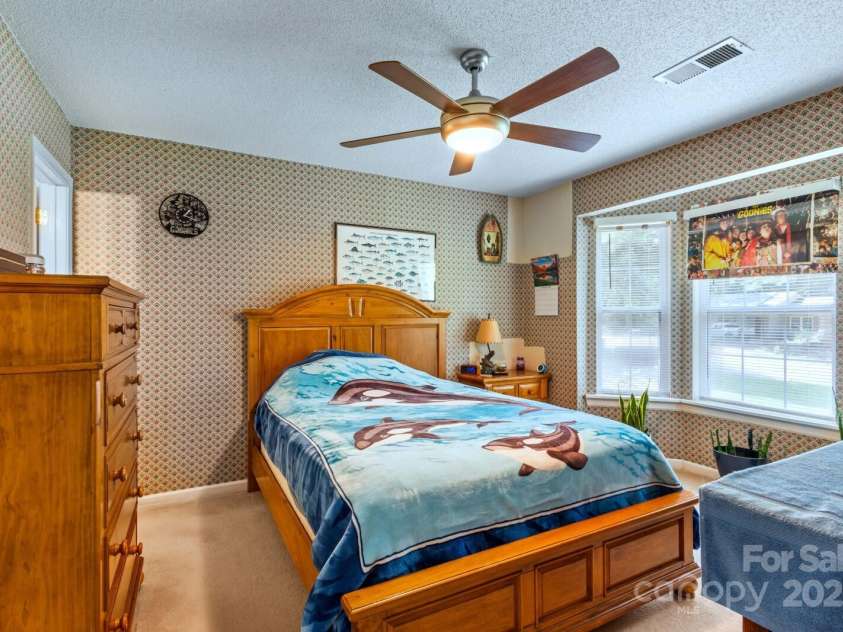130 Overcreek Road, Mooresville, NC 28117.  MLS# CAR4245270, YatesRealty ID 5747. 
