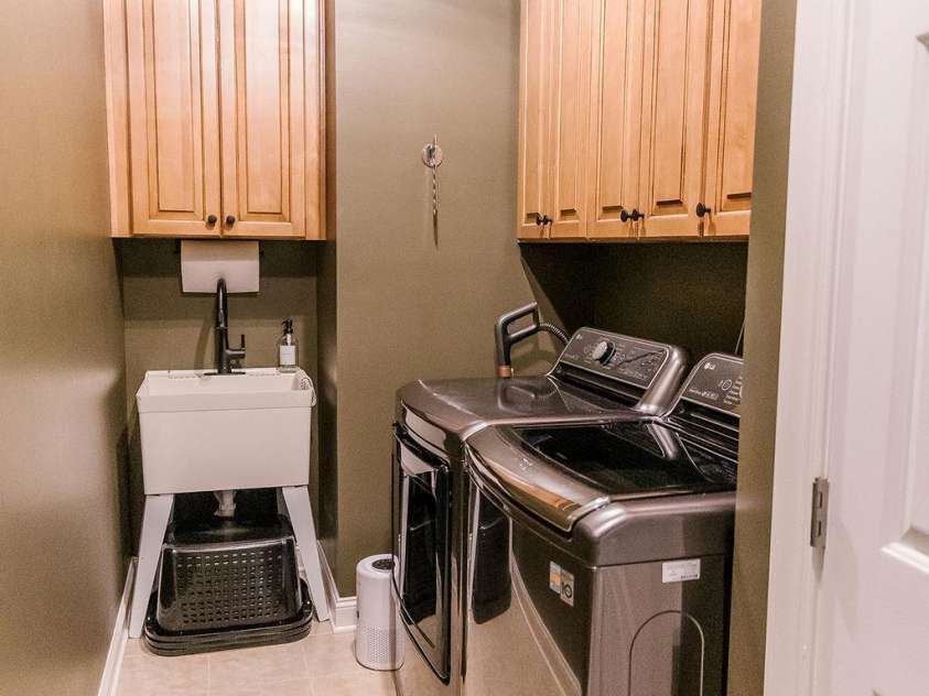 8341 Carly Lane, Mint Hill, NC 28227.  MLS# CAR4432391, YatesRealty ID 57473. 