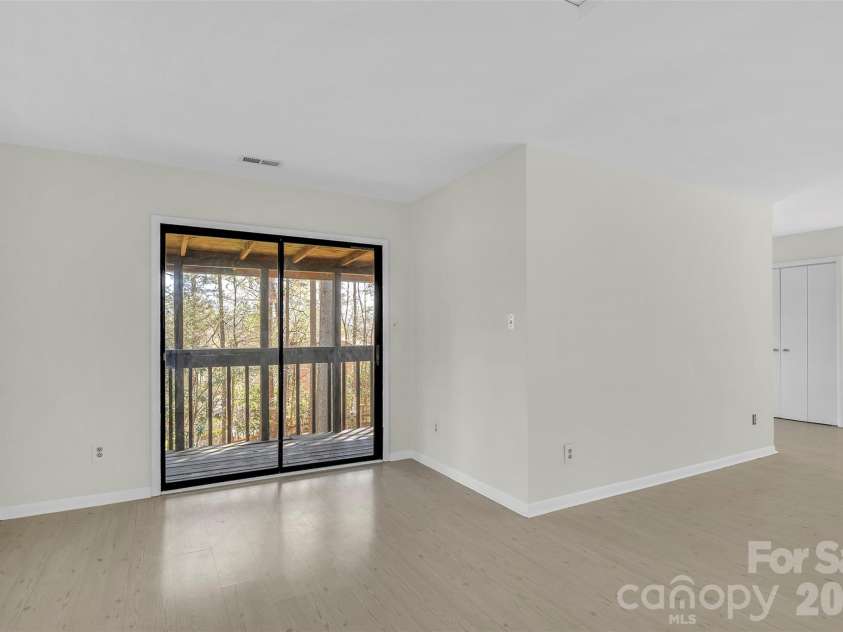 1121 Mai Kai Way, Fort Mill, SC 29708.  MLS# CAR4358630, YatesRealty ID 5748. 