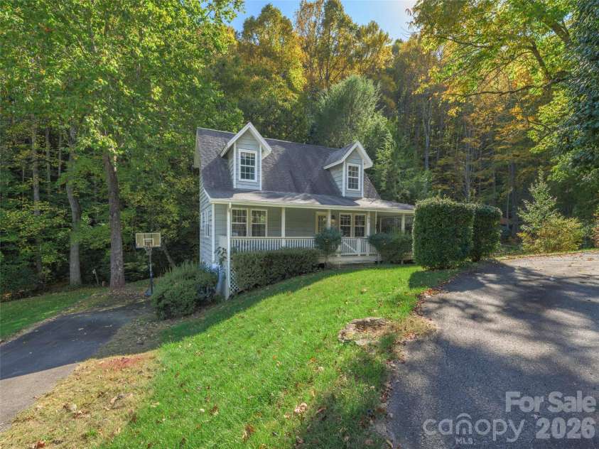 99 Cripple Creek Road, Waynesville, NC 28785.  MLS# CAR4435944, YatesRealty ID 57486. 