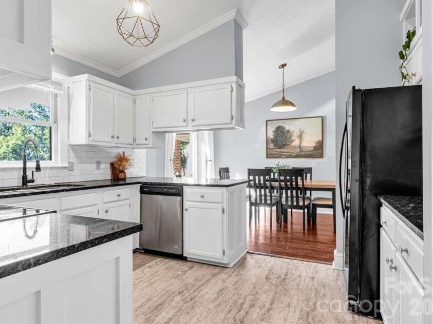 602 Colby Circle, Salisbury, NC 28147.  MLS# CAR4434046, YatesRealty ID 57488. 