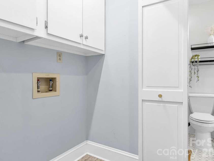 602 Colby Circle, Salisbury, NC 28147.  MLS# CAR4434046, YatesRealty ID 57488. 