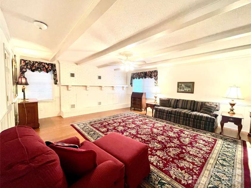 5486 Kershaw Camden Highway, Heath Springs, SC 29058.  MLS# CAR4199430, YatesRealty ID 575. 