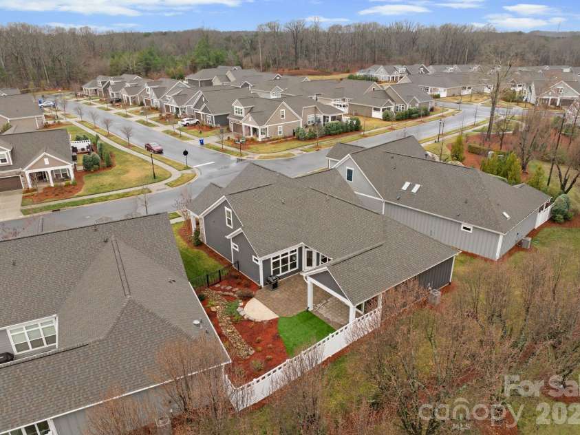 13030 Pleasant Run Drive, Huntersville, NC 28078.  MLS# CAR4351297, YatesRealty ID 5750. 