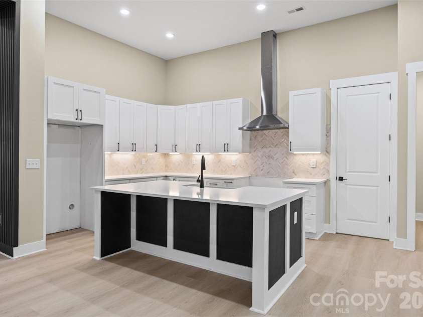 2621 Moon Creek Lane, Clover, SC 29710.  MLS# CAR4434796, YatesRealty ID 57501. 