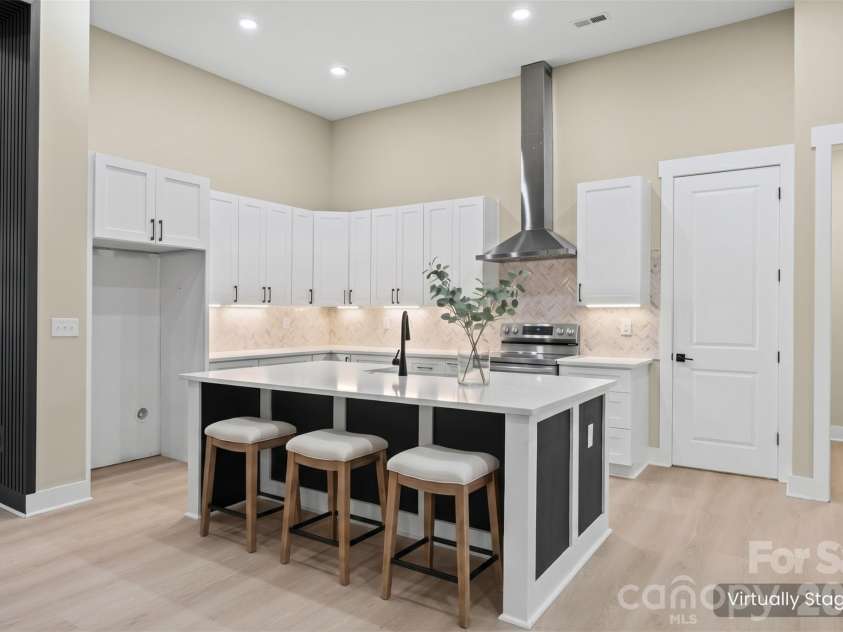 2621 Moon Creek Lane, Clover, SC 29710.  MLS# CAR4434796, YatesRealty ID 57501. 