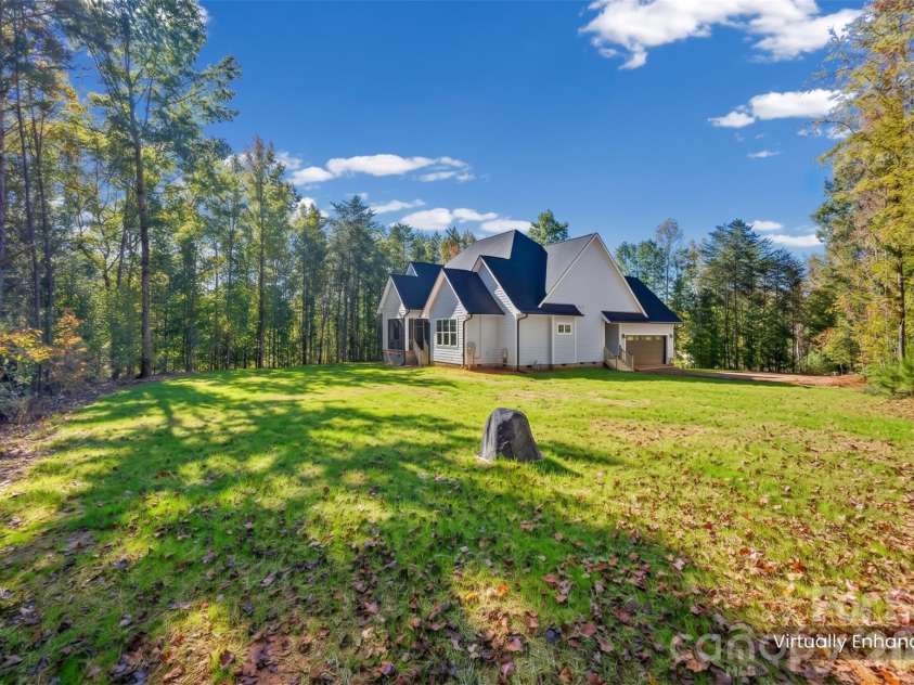 2621 Moon Creek Lane, Clover, SC 29710.  MLS# CAR4434796, YatesRealty ID 57501. 