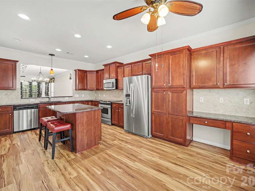 52422 Winchester Street, Indian Land, SC 29707.  MLS# CAR4435728, YatesRealty ID 57504. Breakfast Area in Kitchen