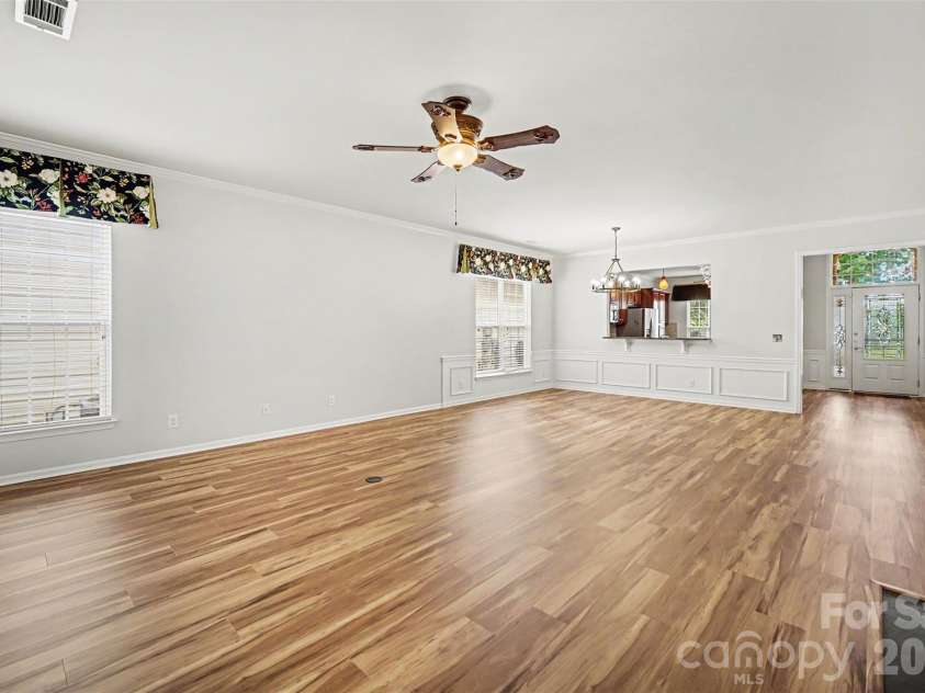 52422 Winchester Street, Indian Land, SC 29707.  MLS# CAR4435728, YatesRealty ID 57504. Great Room