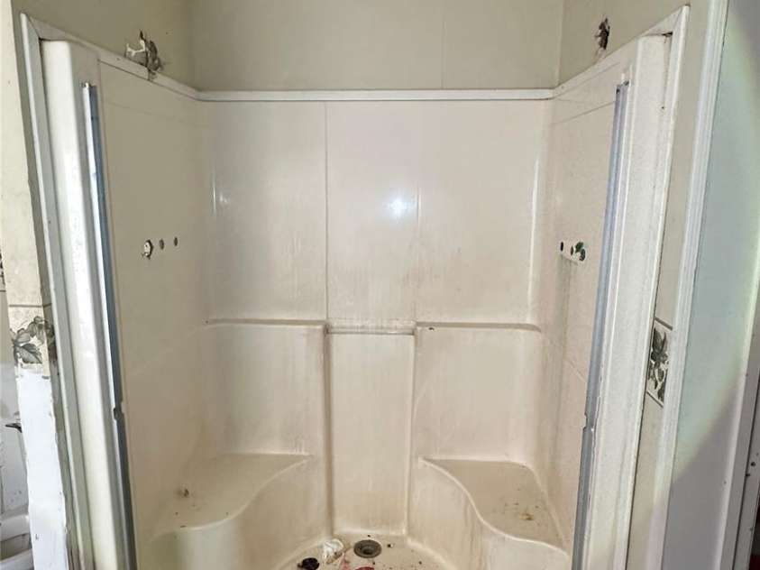 194 Canfield Drive, Olin, NC 28660.  MLS# CAR4434341, YatesRealty ID 57509. 