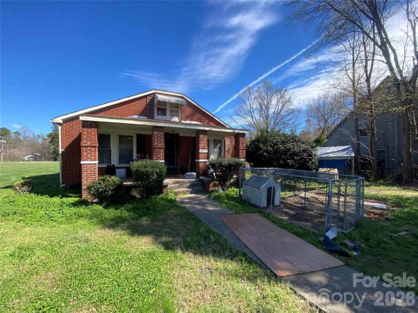 705 Main Street, Cleveland, NC 27013.  MLS# CAR4359118, YatesRealty ID 5751. 