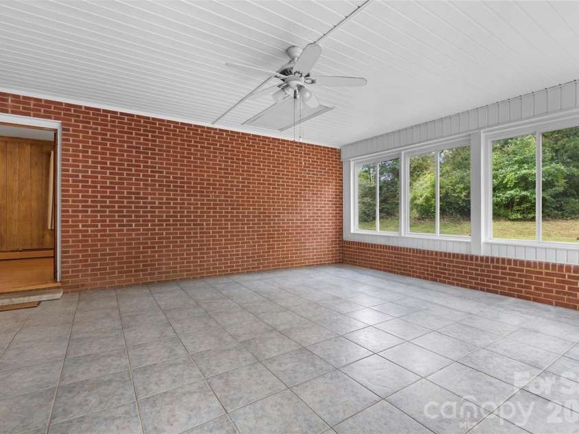3410 Surratt Road, Denton, NC 27239.  MLS# CAR4435916, YatesRealty ID 57516. Sunroom