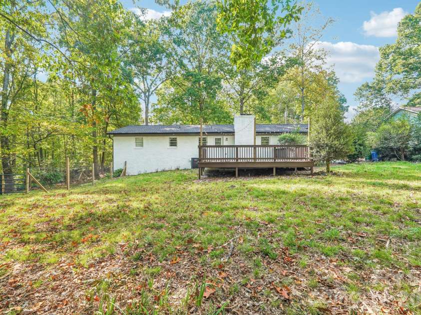 1802 Hemlock Drive, Albemarle, NC 28001.  MLS# CAR4435747, YatesRealty ID 57518. 