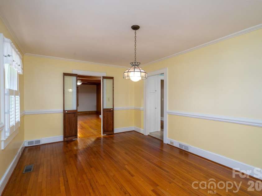541 Union Street, Concord, NC 28025.  MLS# CAR4351103, YatesRealty ID 5752. 