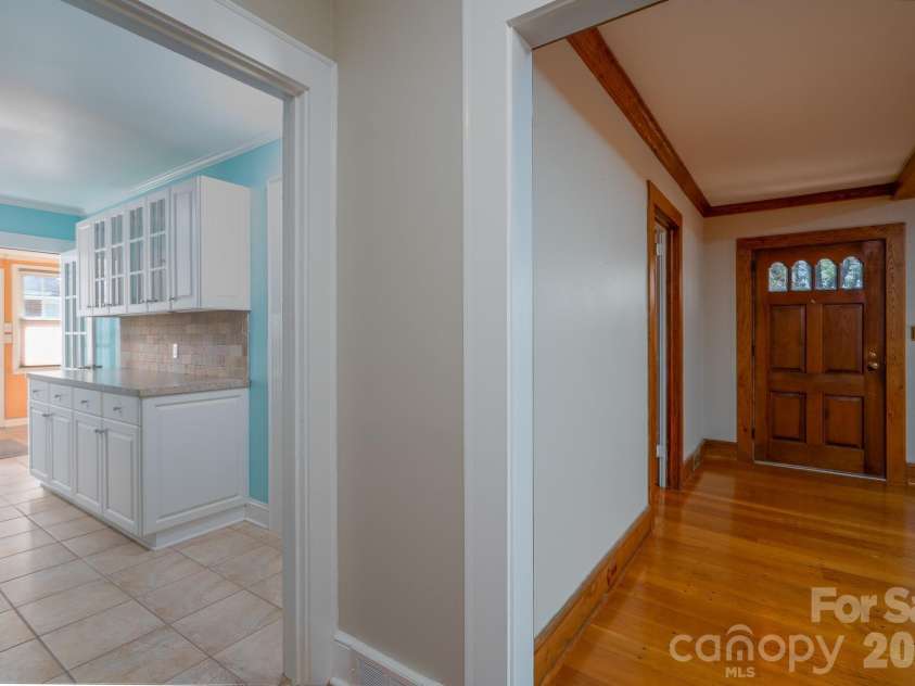 541 Union Street, Concord, NC 28025.  MLS# CAR4351103, YatesRealty ID 5752. 