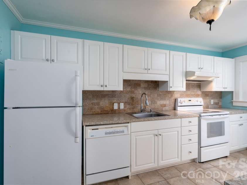 541 Union Street, Concord, NC 28025.  MLS# CAR4351103, YatesRealty ID 5752. 