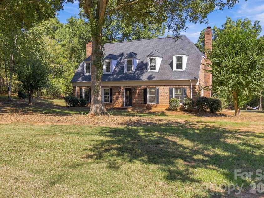 1247 Trailstream Drive, Lancaster, SC 29720.  MLS# CAR4436028, YatesRealty ID 57524. 