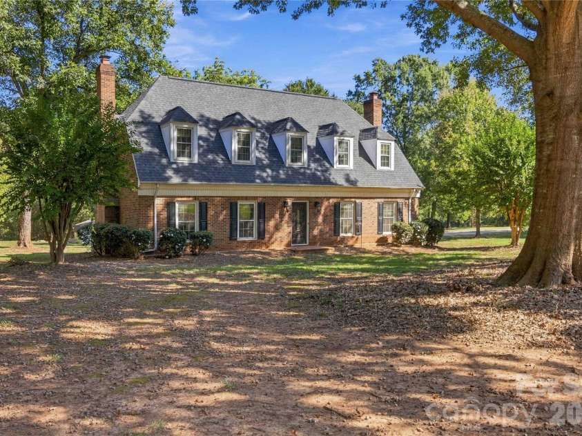 1247 Trailstream Drive, Lancaster, SC 29720.  MLS# CAR4436028, YatesRealty ID 57524. 