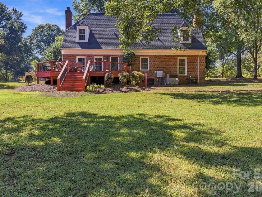 1247 Trailstream Drive, Lancaster, SC 29720.  MLS# CAR4436028, YatesRealty ID 57524. 
