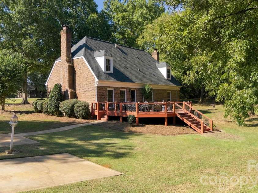 1247 Trailstream Drive, Lancaster, SC 29720.  MLS# CAR4436028, YatesRealty ID 57524. 