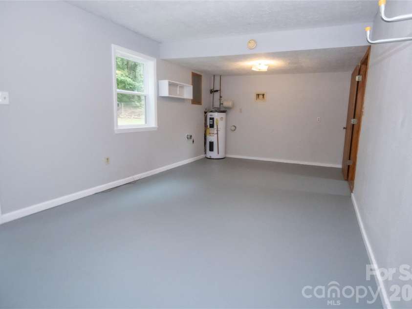 113 Quail Drive, Morganton, NC 28655.  MLS# CAR4419312, YatesRealty ID 57525. 