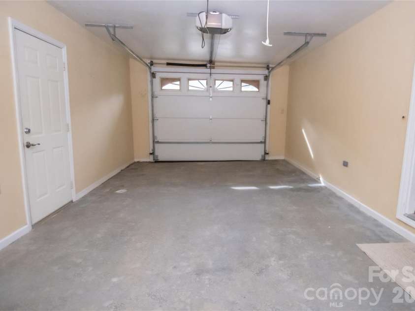 113 Quail Drive, Morganton, NC 28655.  MLS# CAR4419312, YatesRealty ID 57525. 