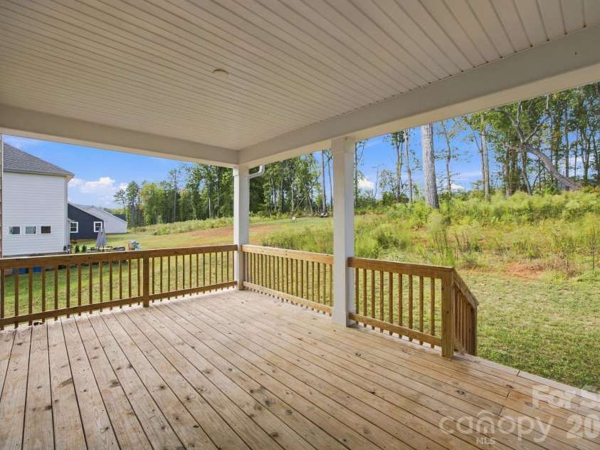 3186 Timber Run Lane, Maiden, NC 28650.  MLS# CAR4432086, YatesRealty ID 57529. Covered Back Porch