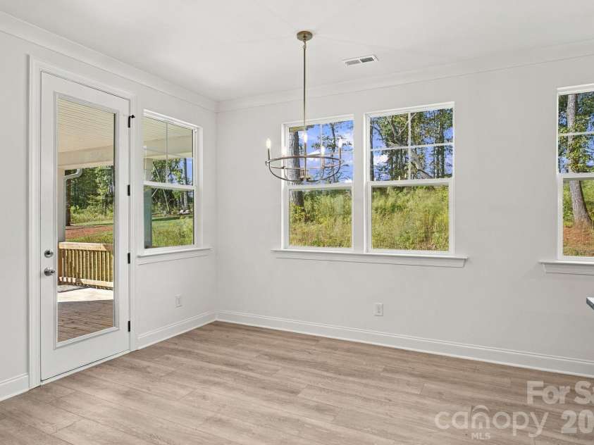 3186 Timber Run Lane, Maiden, NC 28650.  MLS# CAR4432086, YatesRealty ID 57529. Dining Area