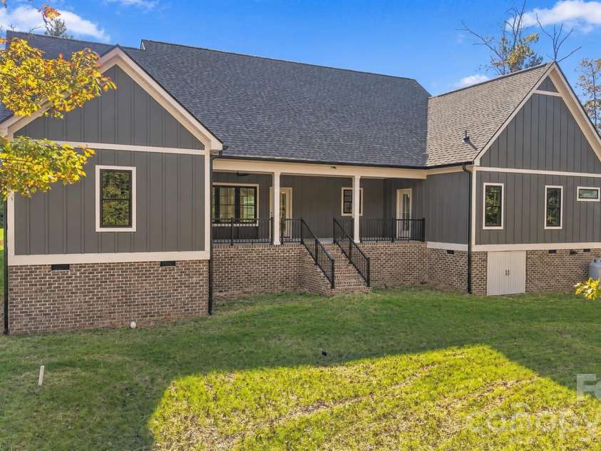 1041 Westward Drive, Granite Falls, NC 28630.  MLS# CAR4434793, YatesRealty ID 57530. 