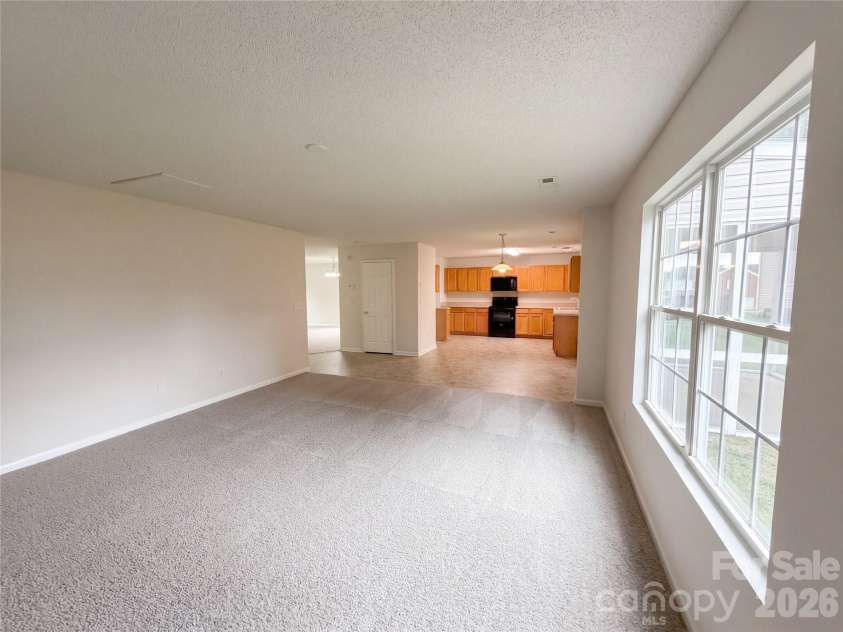 2334 Apple Glen Lane, Charlotte, NC 28269.  MLS# CAR4436071, YatesRealty ID 57531. 
