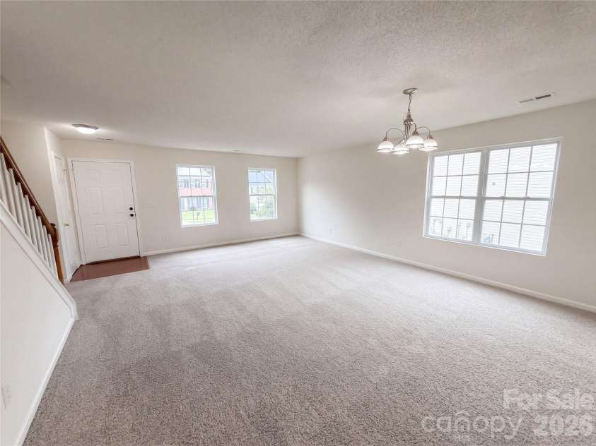 2334 Apple Glen Lane, Charlotte, NC 28269.  MLS# CAR4436071, YatesRealty ID 57531. 