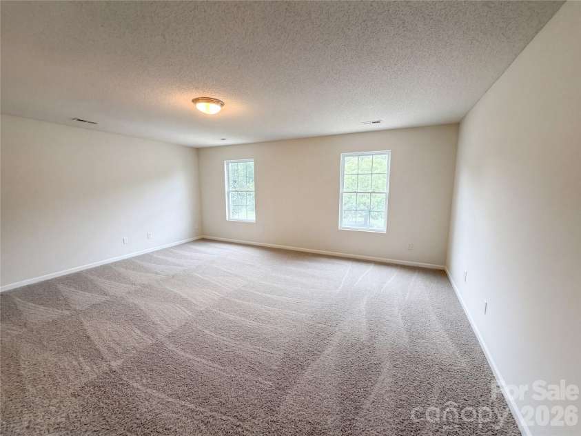 2334 Apple Glen Lane, Charlotte, NC 28269.  MLS# CAR4436071, YatesRealty ID 57531. 