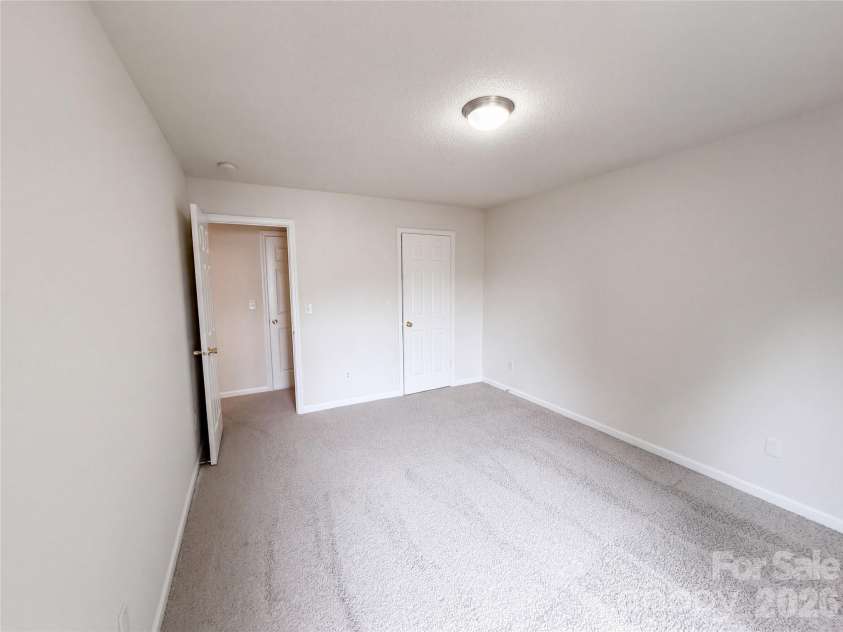 2334 Apple Glen Lane, Charlotte, NC 28269.  MLS# CAR4436071, YatesRealty ID 57531. 