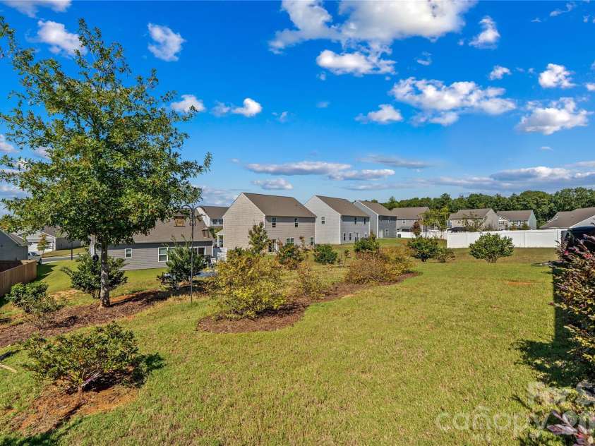 123 Tanner Loop, Troutman, NC 28166.  MLS# CAR4436025, YatesRealty ID 57532. 