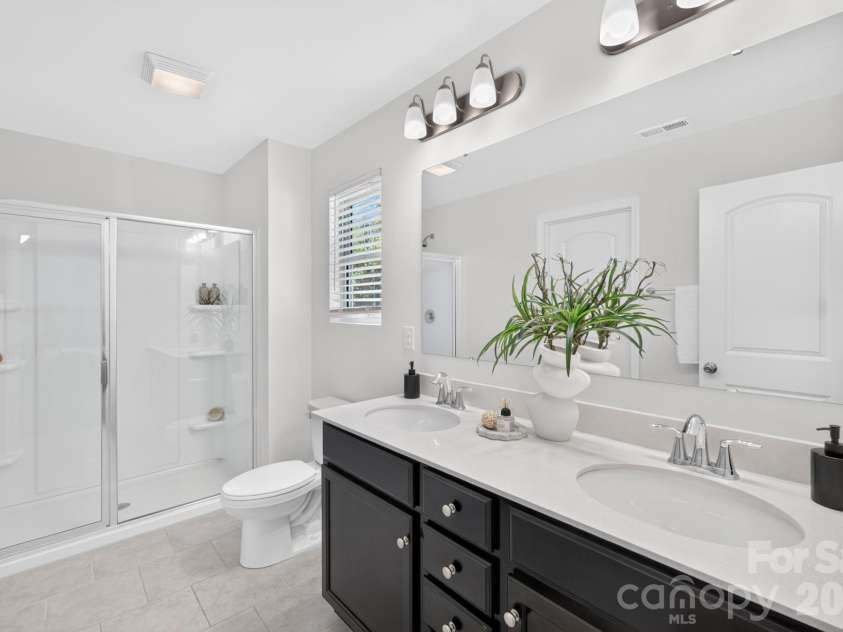 812 Scotch Meadows Loop, Monroe, NC 28110.  MLS# CAR4436082, YatesRealty ID 57533. 