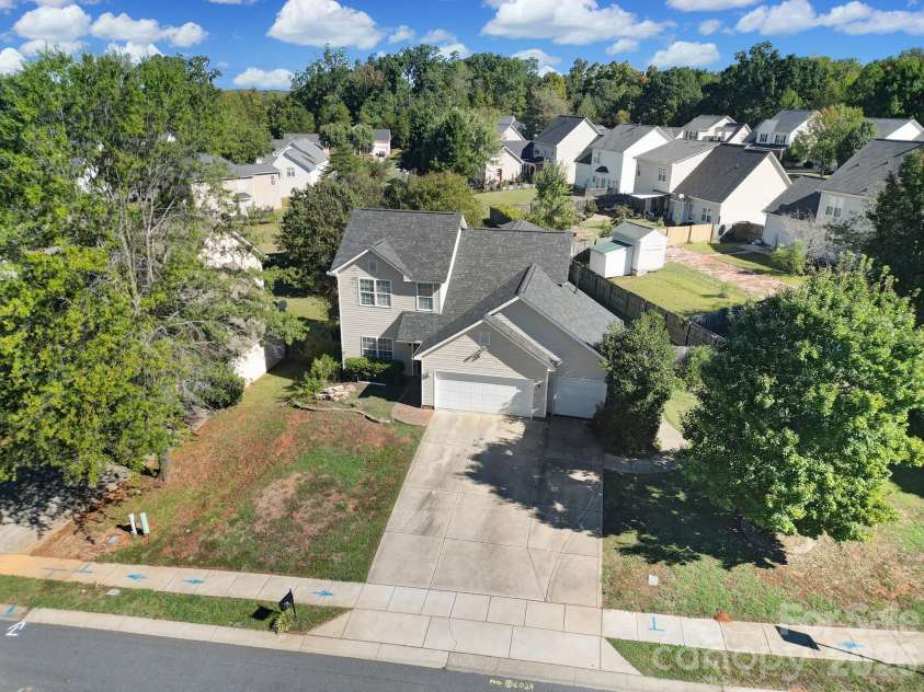 6029 Timbertop Lane, Charlotte, NC 28215.  MLS# CAR4435438, YatesRealty ID 57535. 