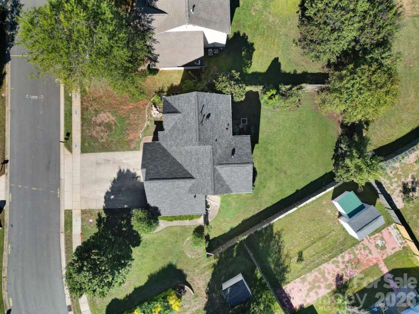 6029 Timbertop Lane, Charlotte, NC 28215.  MLS# CAR4435438, YatesRealty ID 57535. 