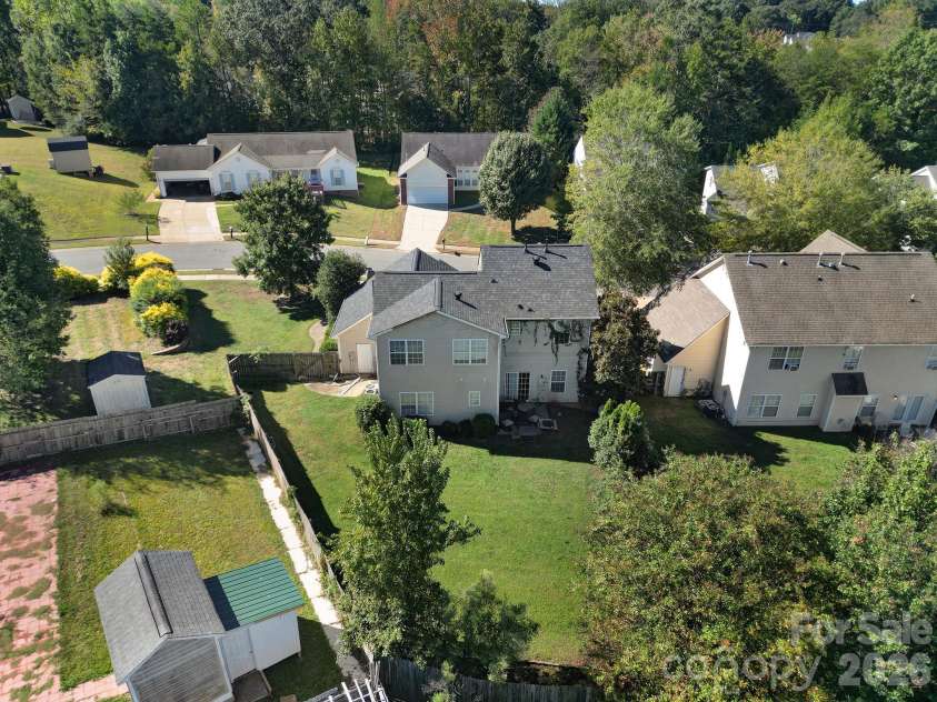 6029 Timbertop Lane, Charlotte, NC 28215.  MLS# CAR4435438, YatesRealty ID 57535. 