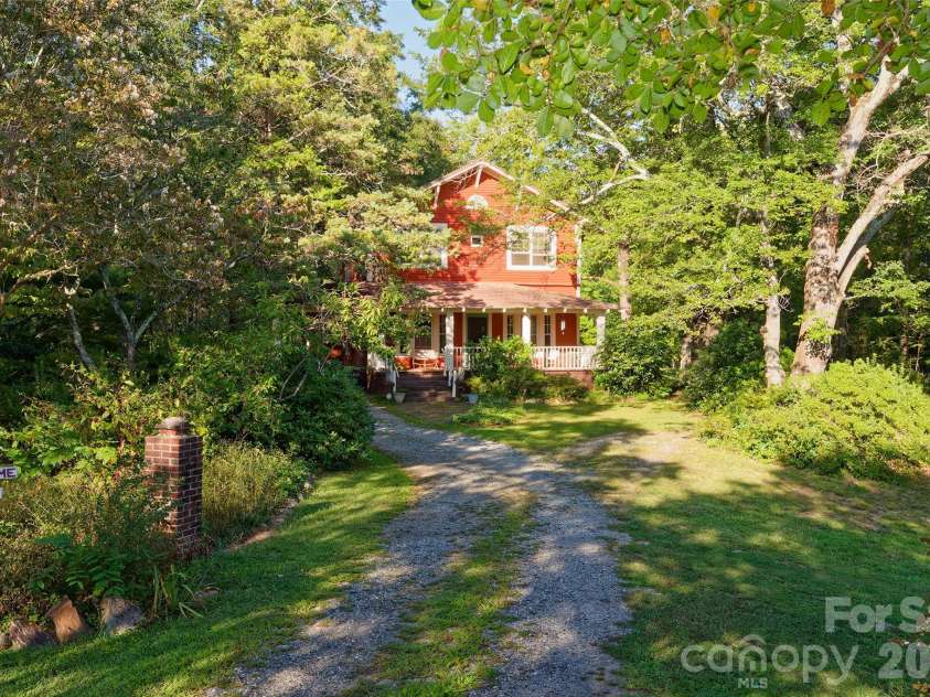 700 Trade Avenue, Landrum, SC 29356.  MLS# CAR4435821, YatesRealty ID 57539. 