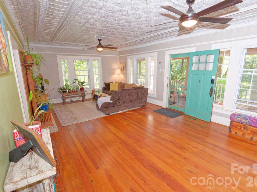 700 Trade Avenue, Landrum, SC 29356.  MLS# CAR4435821, YatesRealty ID 57539. 