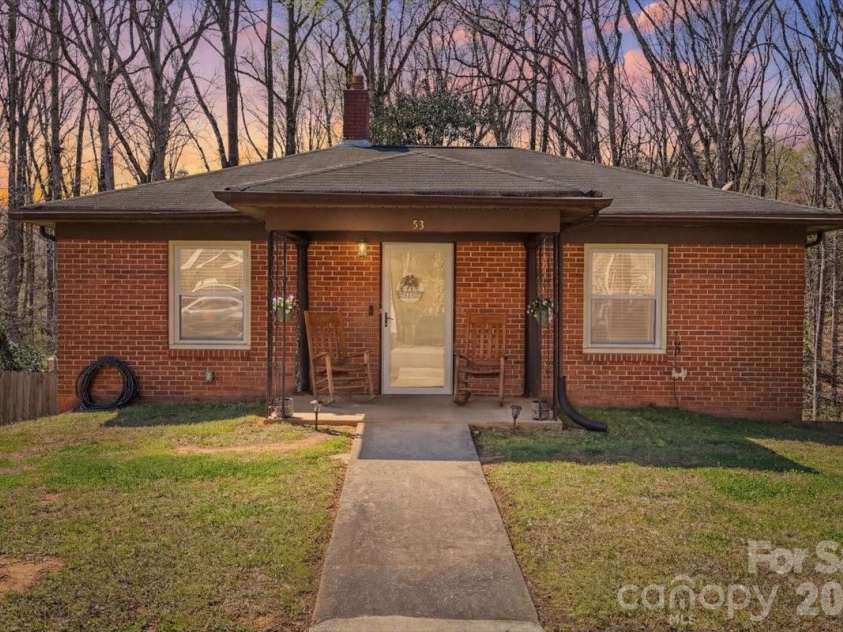 53 Ridge Court, Concord, NC 28025.  MLS# CAR4359272, YatesRealty ID 5754. 