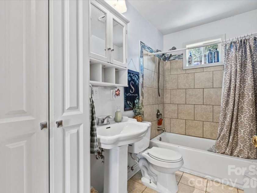 53 Ridge Court, Concord, NC 28025.  MLS# CAR4359272, YatesRealty ID 5754. 