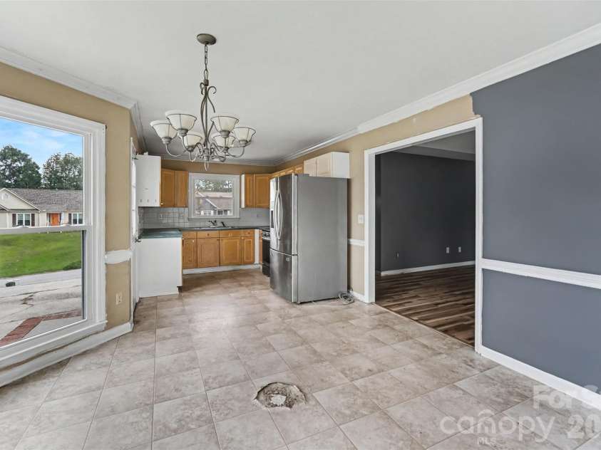 1646 Amanda Lane, Rock Hill, SC 29730.  MLS# CAR4435884, YatesRealty ID 57540. 