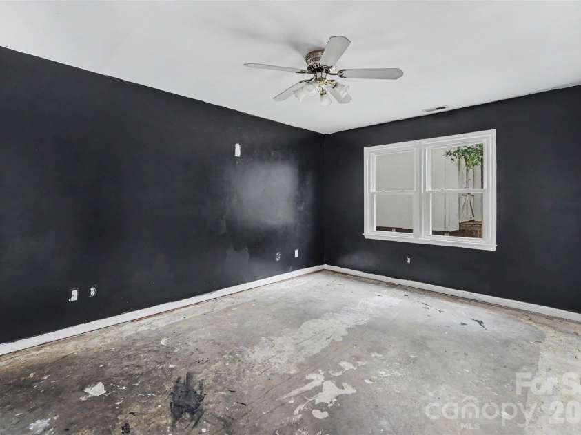 1646 Amanda Lane, Rock Hill, SC 29730.  MLS# CAR4435884, YatesRealty ID 57540. 