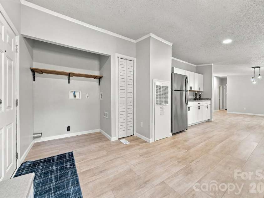 4236 Piney Road, Morganton, NC 28655.  MLS# CAR4436087, YatesRealty ID 57542. 