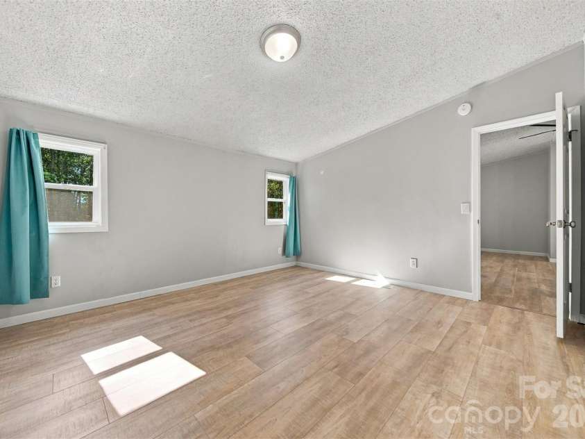 4236 Piney Road, Morganton, NC 28655.  MLS# CAR4436087, YatesRealty ID 57542. 