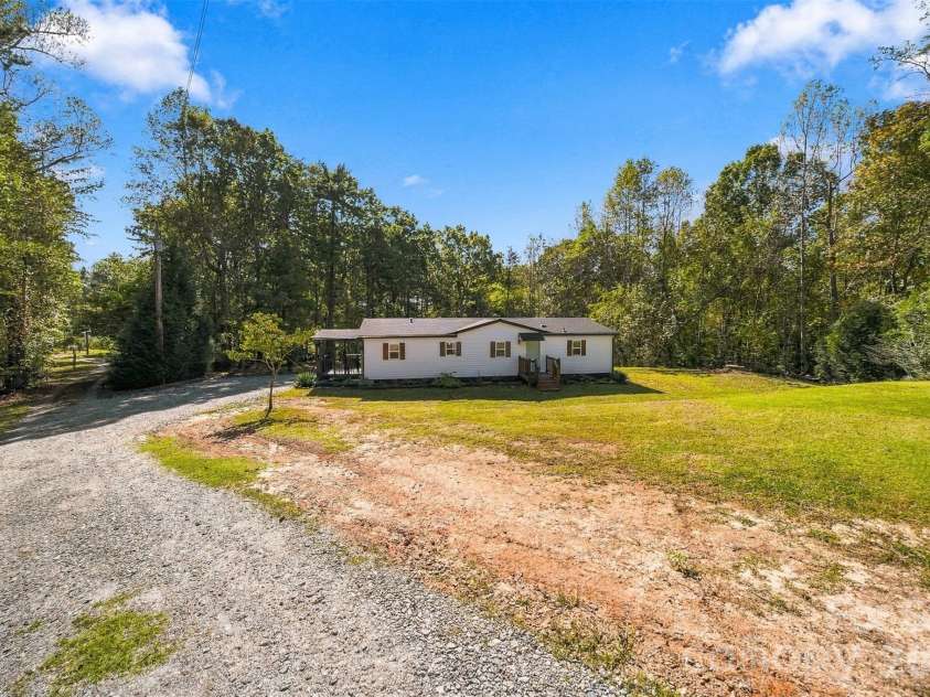 4236 Piney Road, Morganton, NC 28655.  MLS# CAR4436087, YatesRealty ID 57542. 