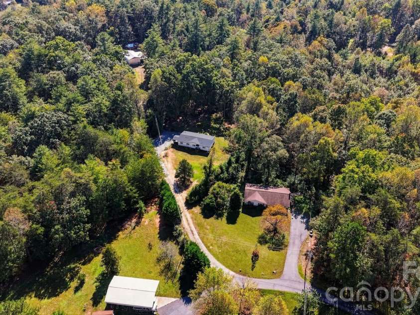 4236 Piney Road, Morganton, NC 28655.  MLS# CAR4436087, YatesRealty ID 57542. 